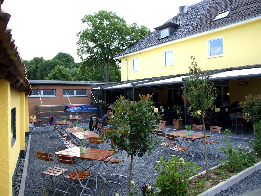 Touch Down Motel Lohmar Kültér fotó
